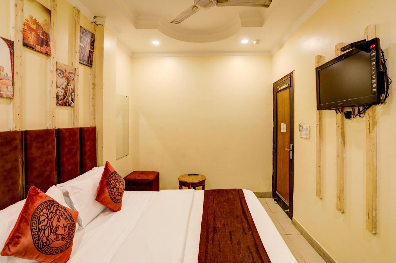 Hotel Nityaa Suites New Delhi Exterior photo
